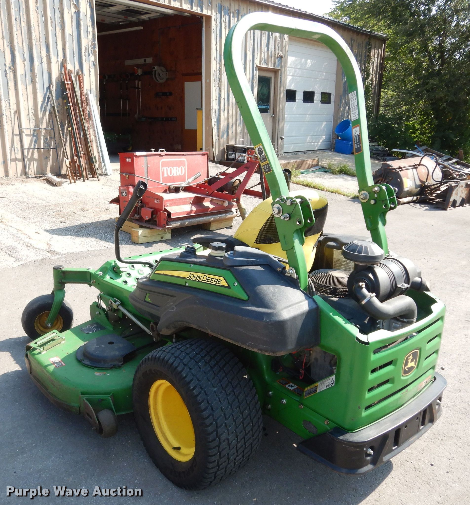 John Deere Z970R ZTR lawn mower in Lenexa, KS Item LR9823 sold