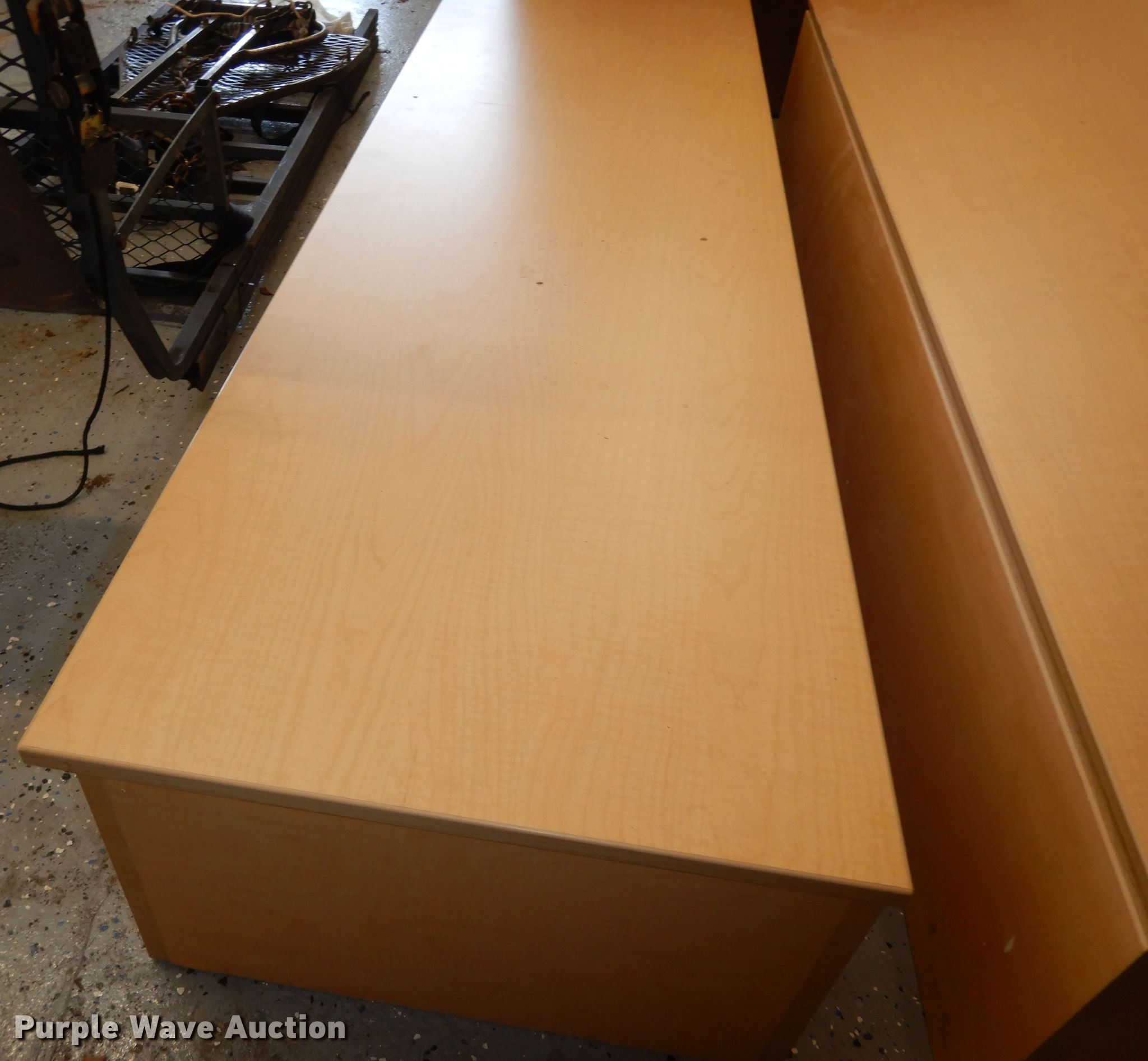 Furniture in Lenexa, KS Item LR9830 sold Purple Wave