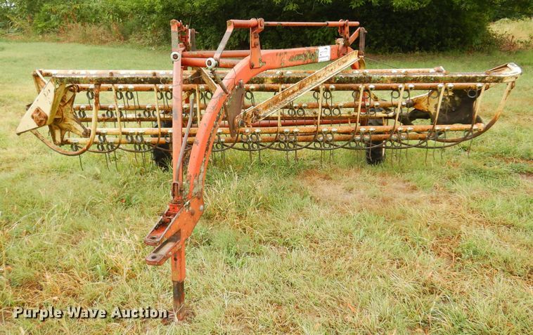 image for item DB7800 New Holland 259  hay rake