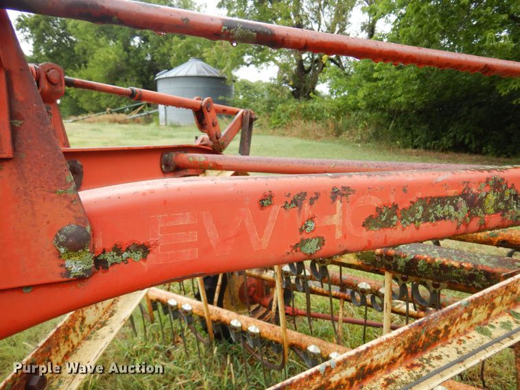 image for item DB7800 New Holland 259  hay rake