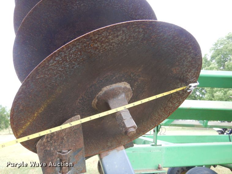 image for item DB7801 John Deere 630  tandem disk