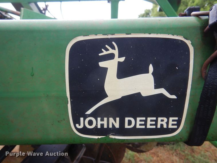 image for item DB7801 John Deere 630  tandem disk