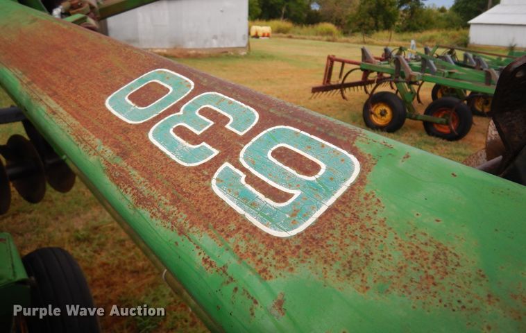 image for item DB7801 John Deere 630  tandem disk