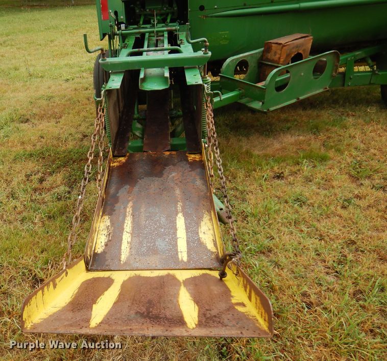 image for item DB7803 1989 John Deere 348  small square baler