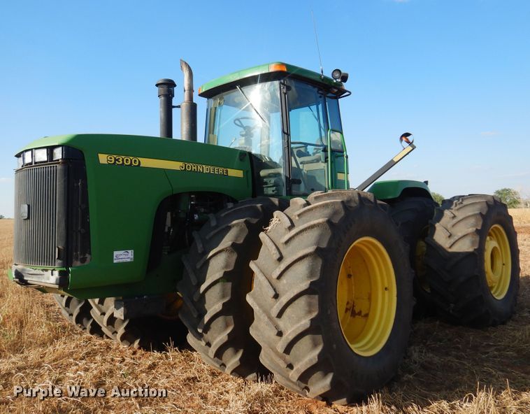 image for item DB7806 2001 John Deere 9300  4WD tractor
