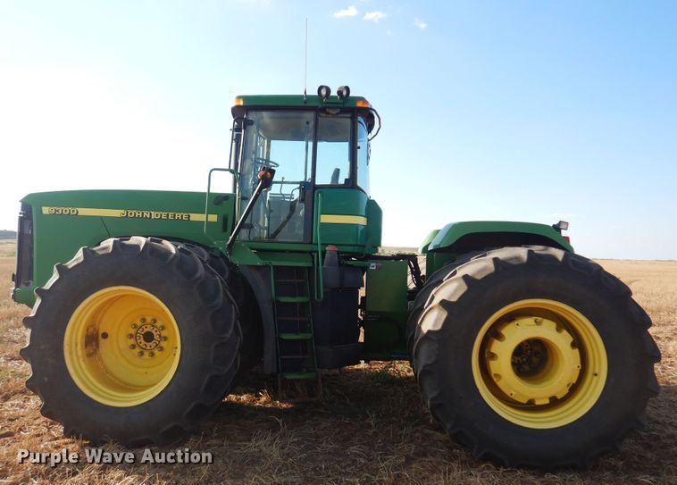 image for item DB7806 2001 John Deere 9300  4WD tractor