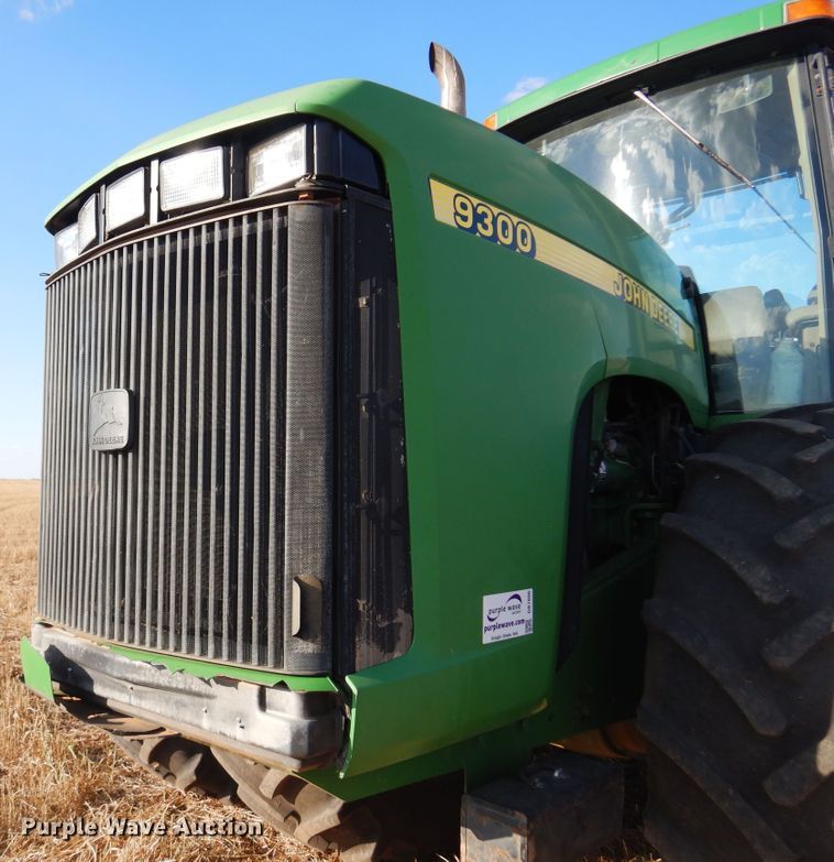 image for item DB7806 2001 John Deere 9300  4WD tractor