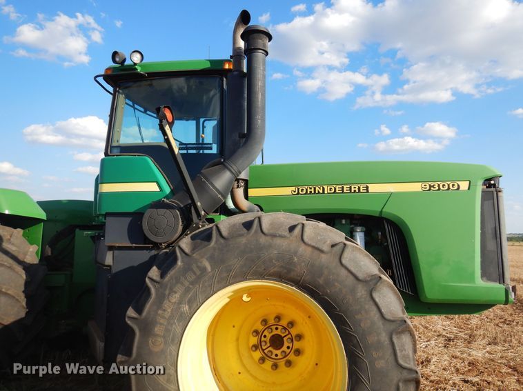 image for item DB7806 2001 John Deere 9300  4WD tractor