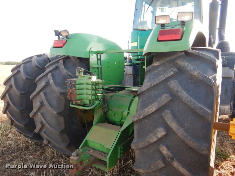 image for item DB7806 2001 John Deere 9300  4WD tractor
