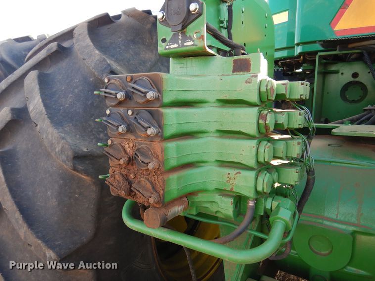 image for item DB7806 2001 John Deere 9300  4WD tractor