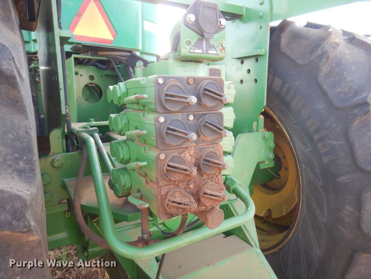 image for item DB7806 2001 John Deere 9300  4WD tractor