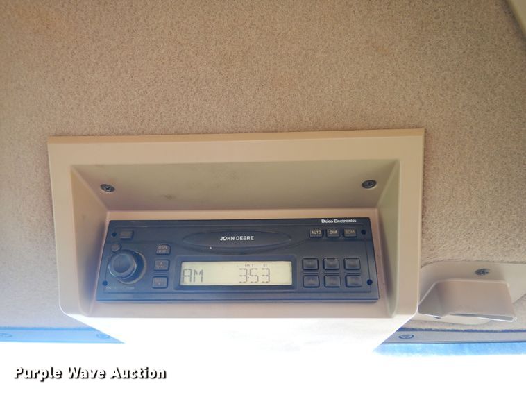 image for item DB7806 2001 John Deere 9300  4WD tractor