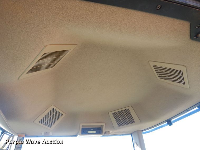 image for item DB7806 2001 John Deere 9300  4WD tractor