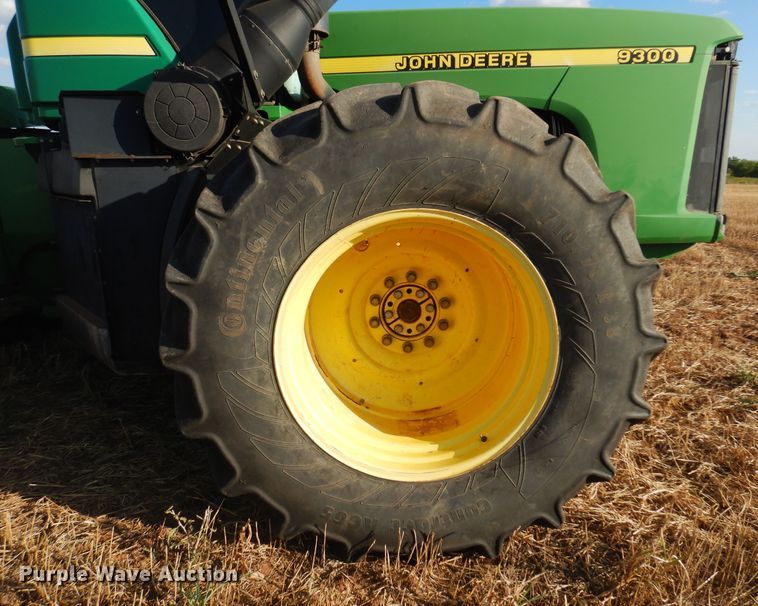 image for item DB7806 2001 John Deere 9300  4WD tractor