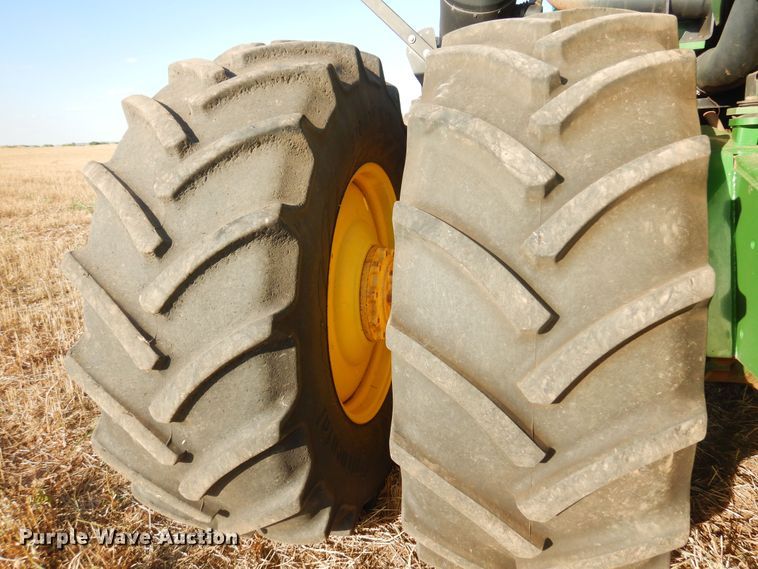 image for item DB7806 2001 John Deere 9300  4WD tractor