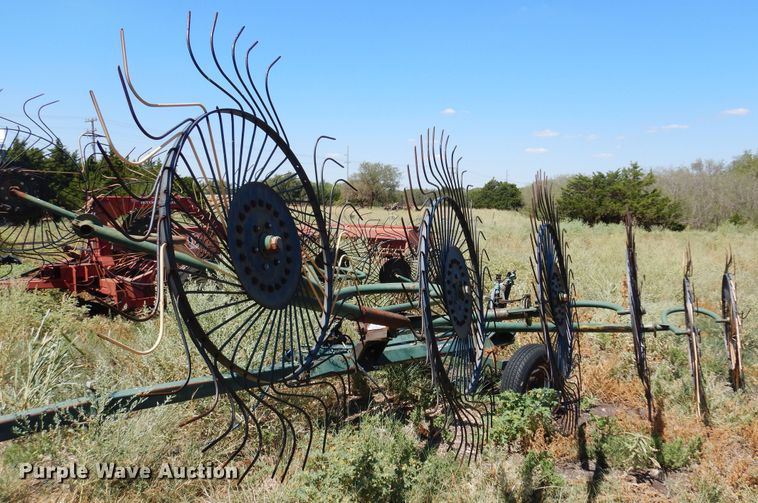 image for item DB7815 Panorama  hay rake