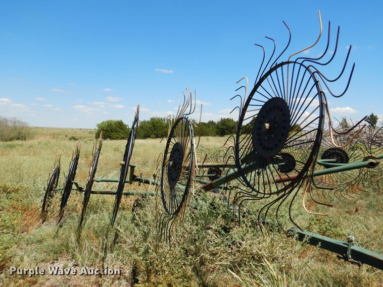 image for item DB7815 Panorama  hay rake