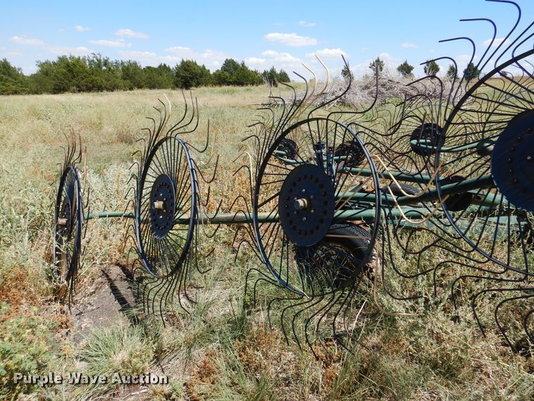 image for item DB7815 Panorama  hay rake