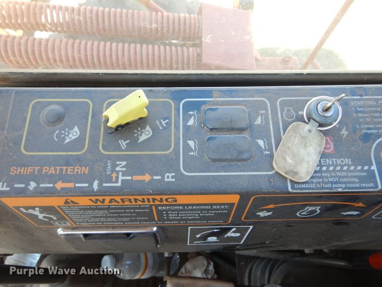 image for item DB7818 2002 New Holland HW300  windrower