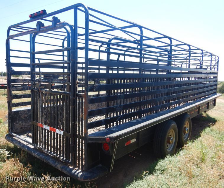 image for item DB7823 2015 Delco  livestock trailer