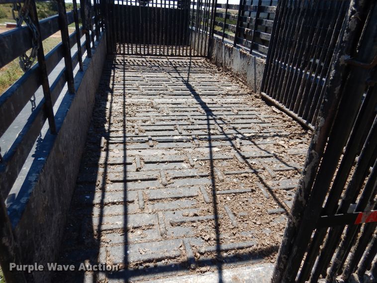 image for item DB7823 2015 Delco  livestock trailer