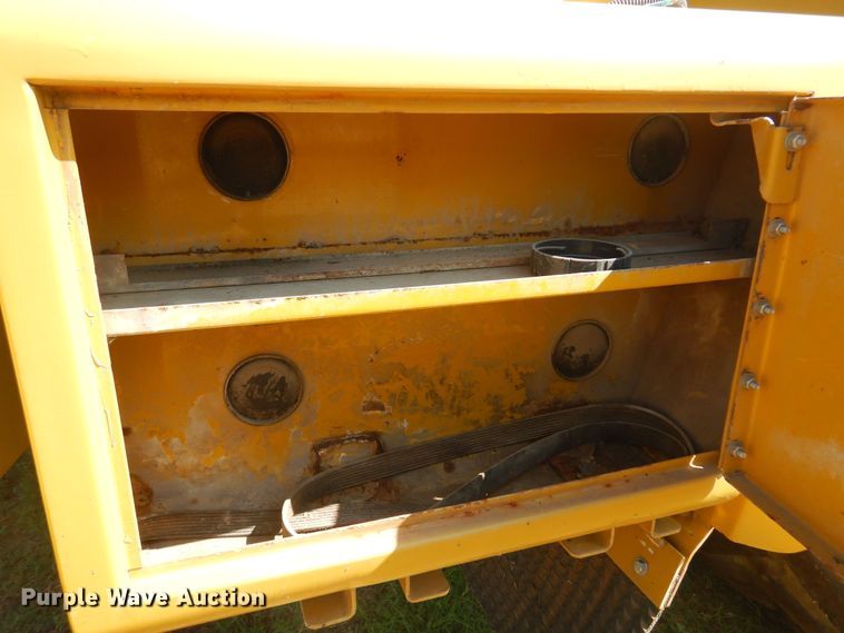 image for item DB7824 2000 Ag-Chem TerraGator 8104  applicator cab and chassis