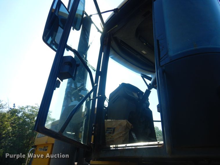 image for item DB7824 2000 Ag-Chem TerraGator 8104  applicator cab and chassis