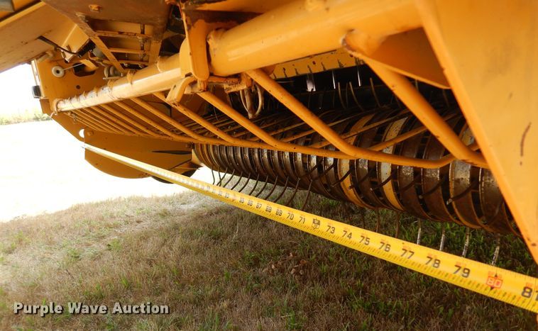 image for item DB7831 2005 Vermeer 605M  round baler