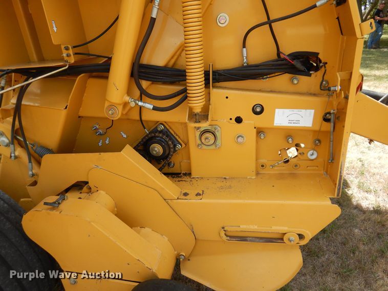 image for item DB7831 2005 Vermeer 605M  round baler