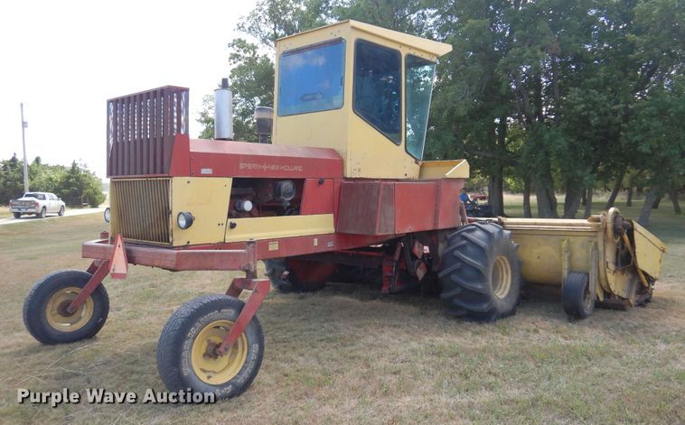 image for item DB7832 New Holland 1112  windrower