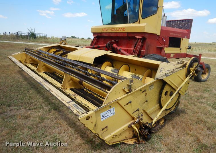 image for item DB7832 New Holland 1112  windrower