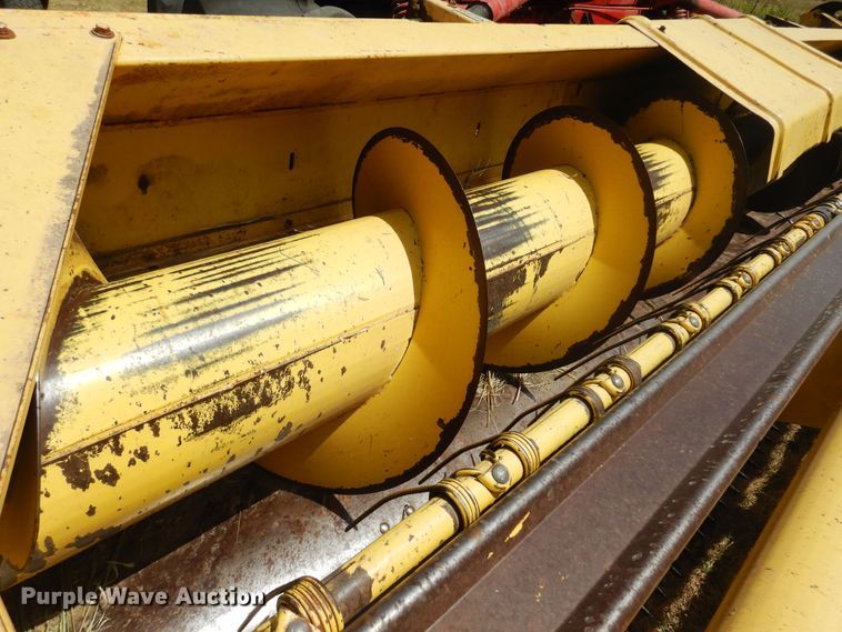 image for item DB7832 New Holland 1112  windrower