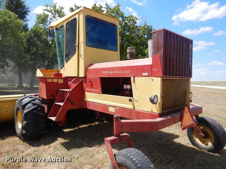 image for item DB7832 New Holland 1112  windrower