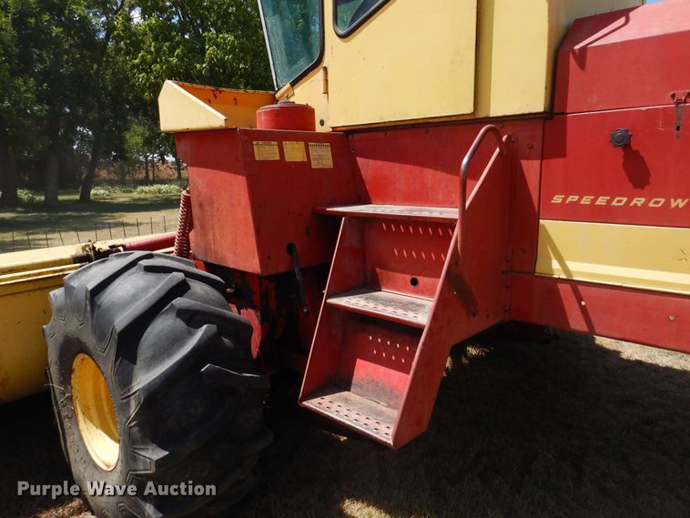 image for item DB7832 New Holland 1112  windrower