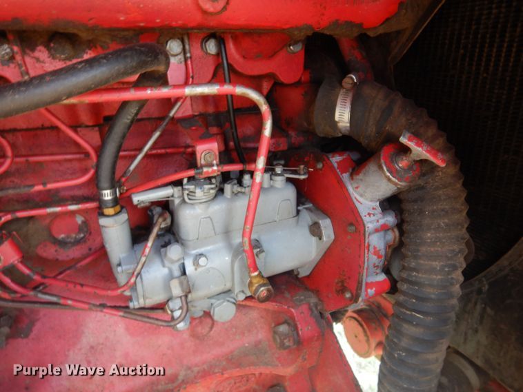 image for item DB7832 New Holland 1112  windrower