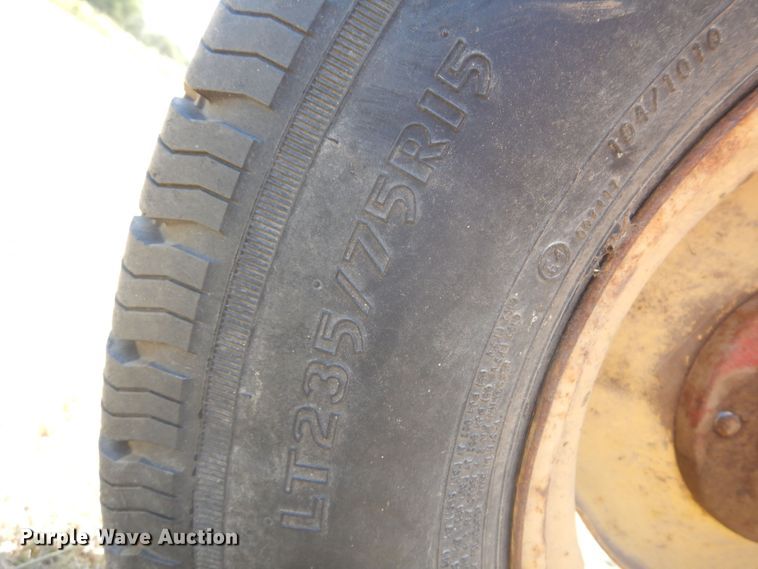 image for item DB7832 New Holland 1112  windrower