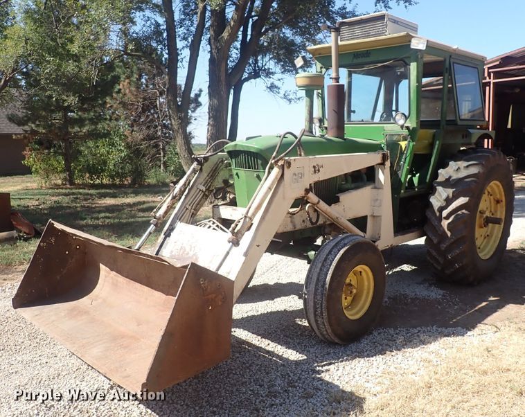 image for item DF8346 1962 John Deere 4010  tractor