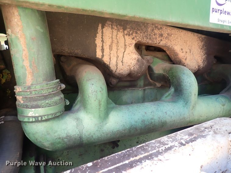 image for item DF8346 1962 John Deere 4010  tractor