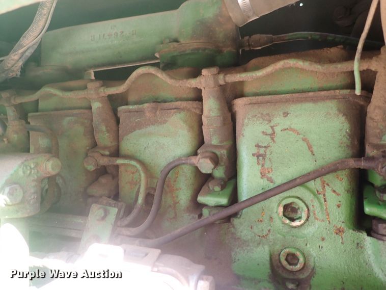 image for item DF8346 1962 John Deere 4010  tractor