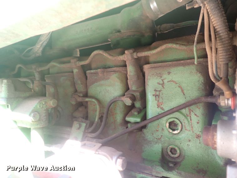 image for item DF8346 1962 John Deere 4010  tractor