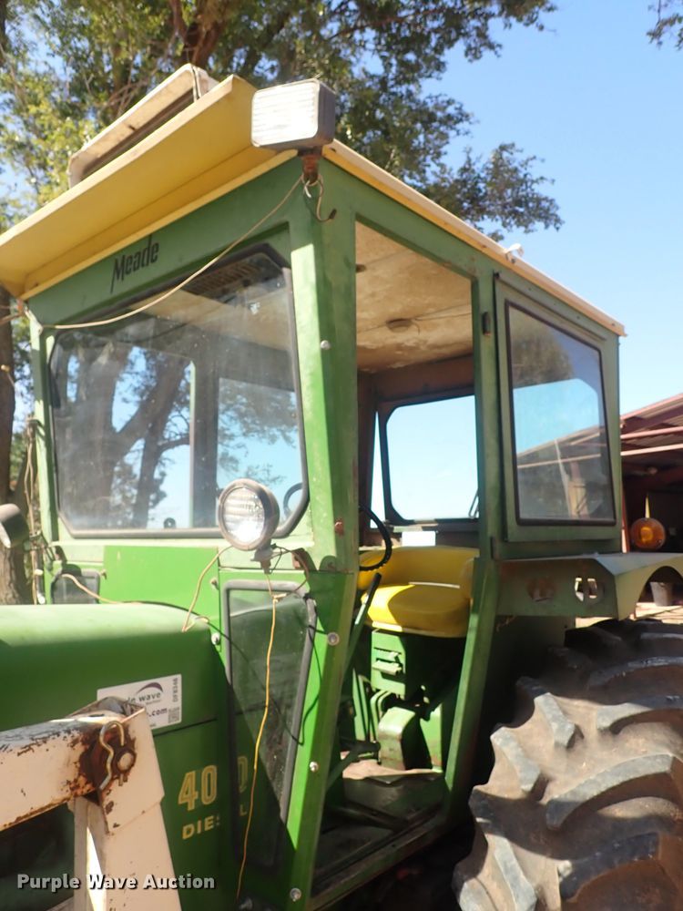 image for item DF8346 1962 John Deere 4010  tractor