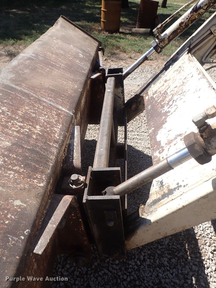 image for item DF8346 1962 John Deere 4010  tractor