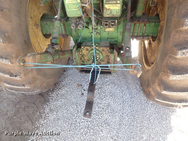 image for item DF8346 1962 John Deere 4010  tractor