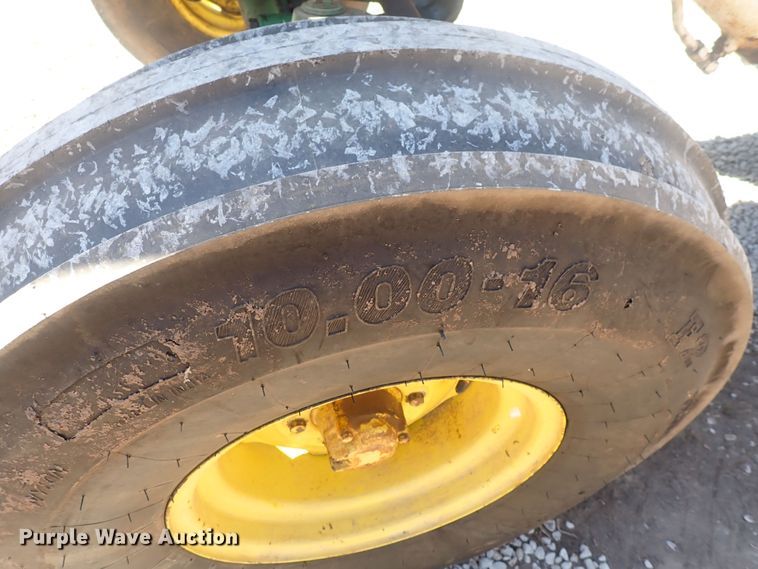 image for item DF8346 1962 John Deere 4010  tractor