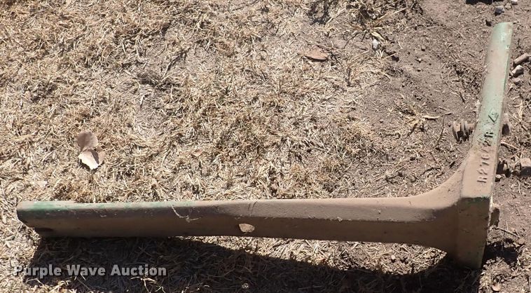 image for item DF8346 1962 John Deere 4010  tractor