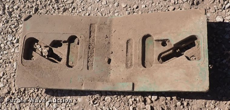 image for item DF8346 1962 John Deere 4010  tractor