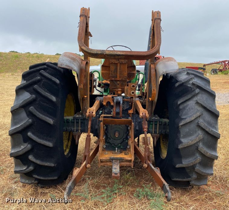 image for item DK6403 2016 John Deere 5075E  tractor