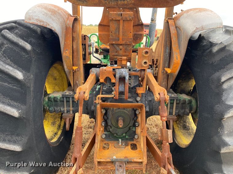 image for item DK6403 2016 John Deere 5075E  tractor