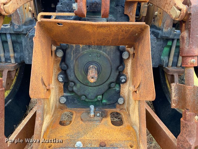 image for item DK6403 2016 John Deere 5075E  tractor