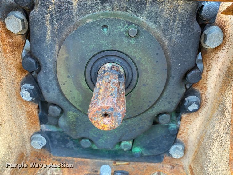 image for item DK6403 2016 John Deere 5075E  tractor